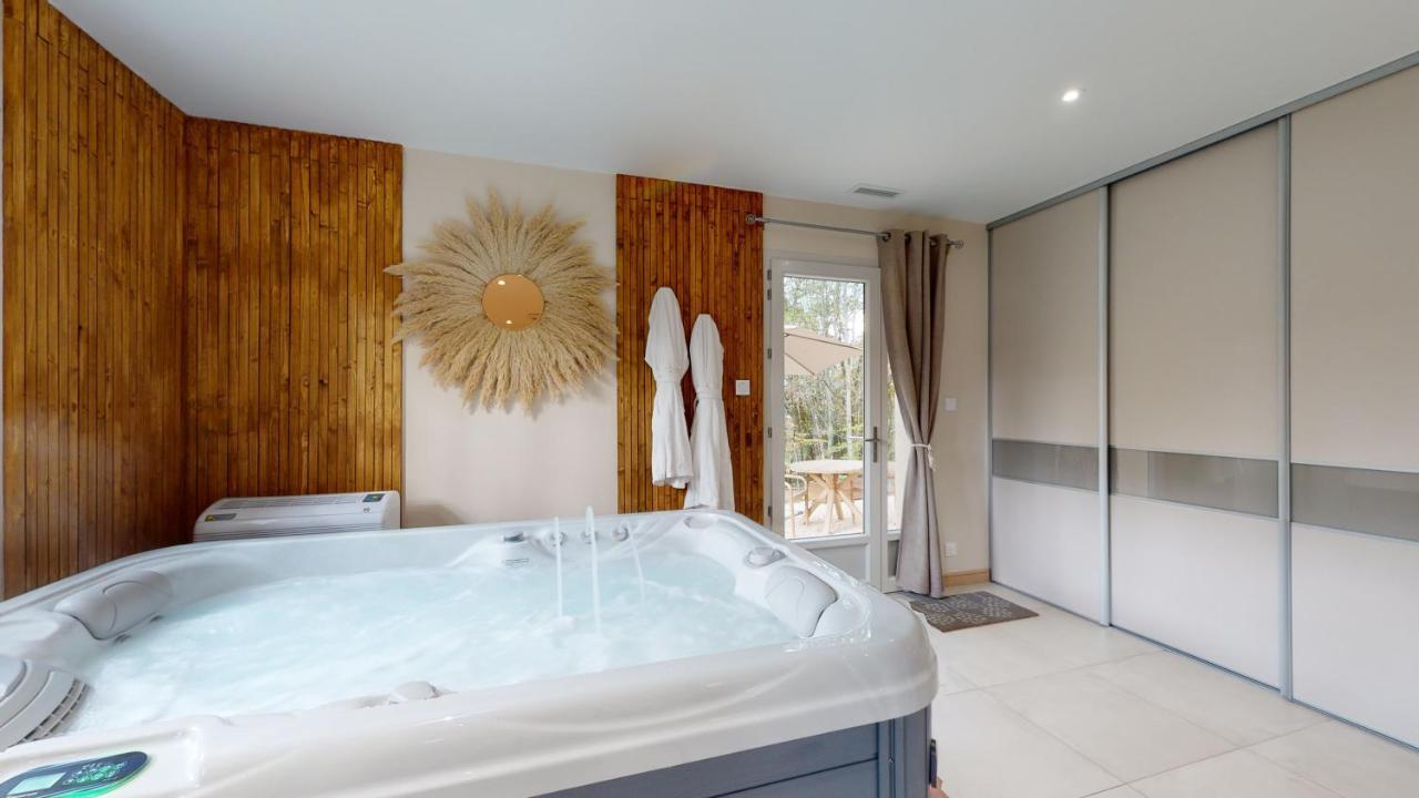 Gite Spa & Nature Saint-Chamassy Esterno foto