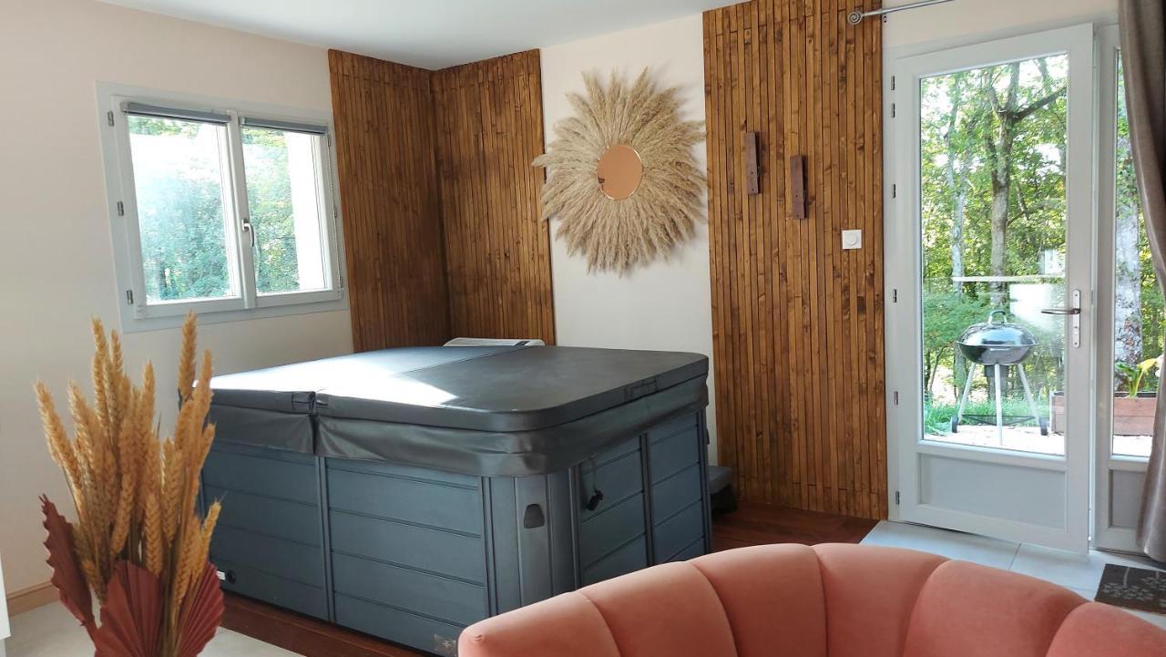Gite Spa & Nature Saint-Chamassy Esterno foto