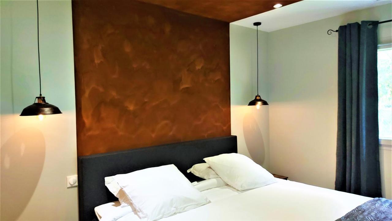 Gite Spa & Nature Saint-Chamassy Esterno foto
